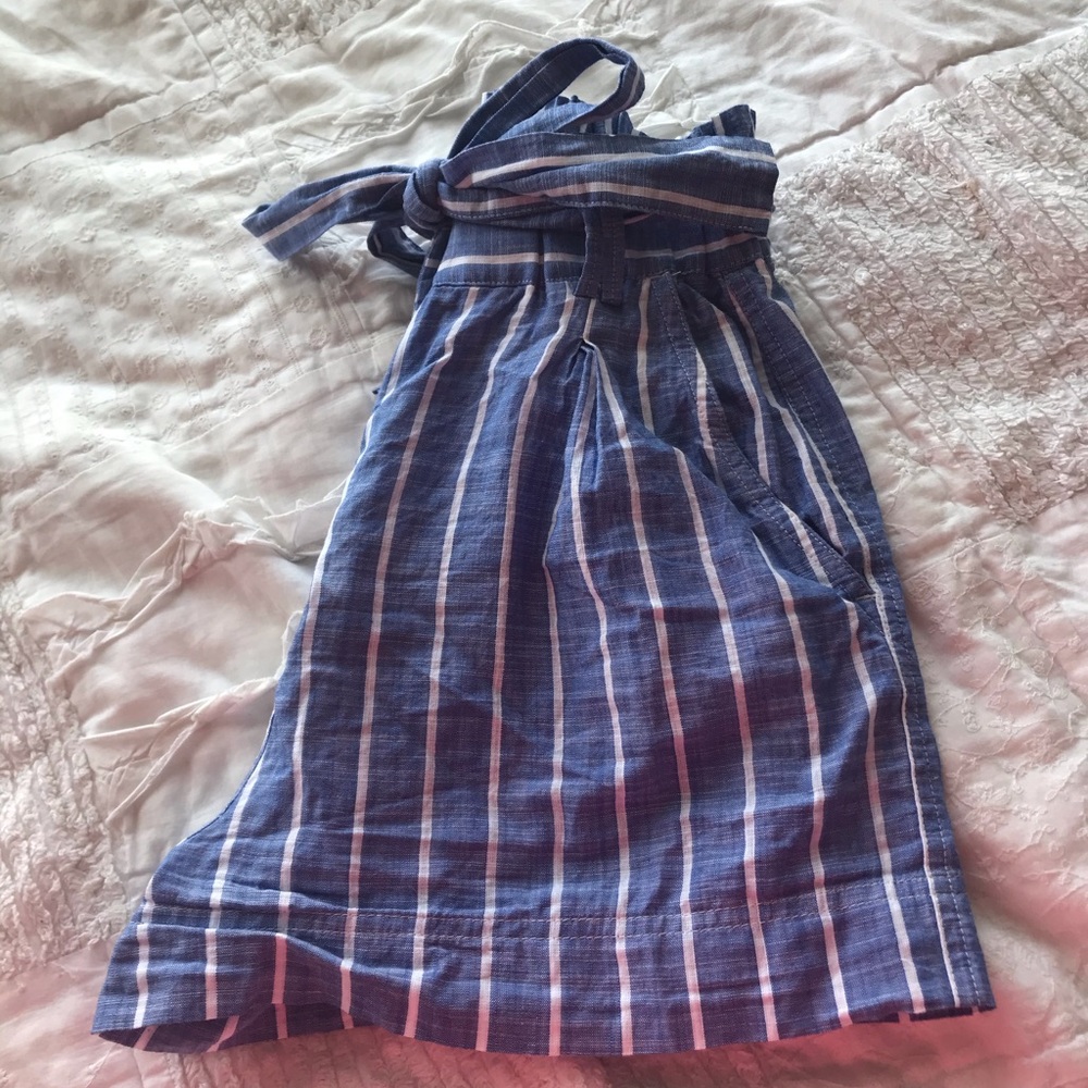 Front tie shorts - Picture 3 of 3